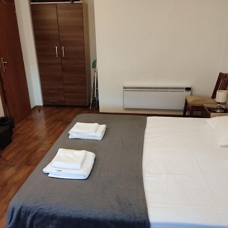 2 Bedroom Apartment in Bansko Exteriör bild